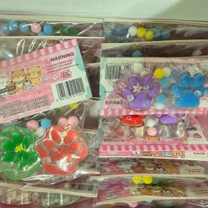 Tabby cat paw 2 pcs 4 cm