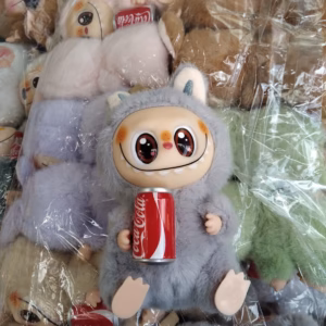 Labubu Cola can (random color, no box)