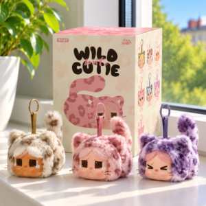 Popular bag keyring "CRYBABY WILD BUT CUTIE"